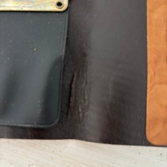 Rolfs Cowhide Leather Key Holder Caddy Snap Lock - Picture 6 of 8